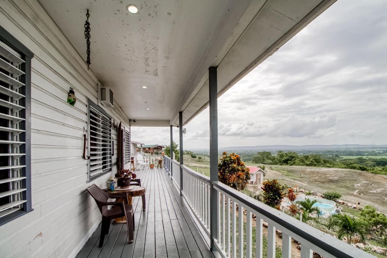 Mattea Vacation House At Bella Vue Estate Georgeville Eksteriør bilde